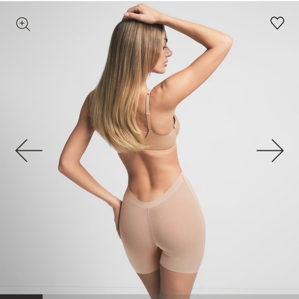 NWT SKIMS Shapewear